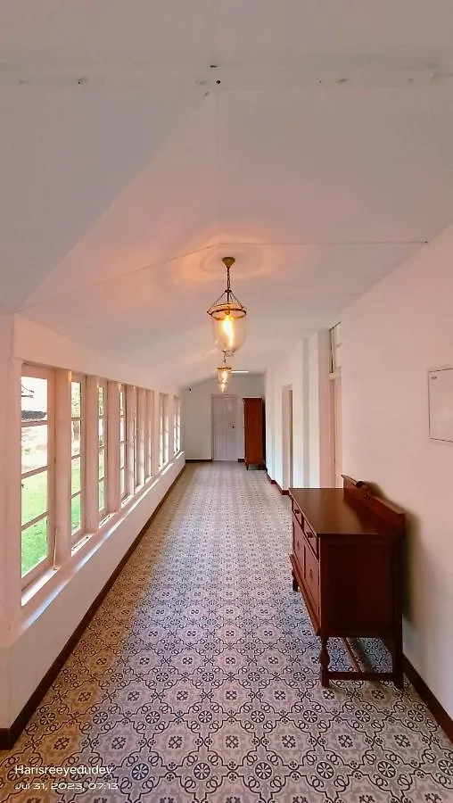 Homestay Lockhart Bungalow Munnar - A Cgh Earth Saha Experience