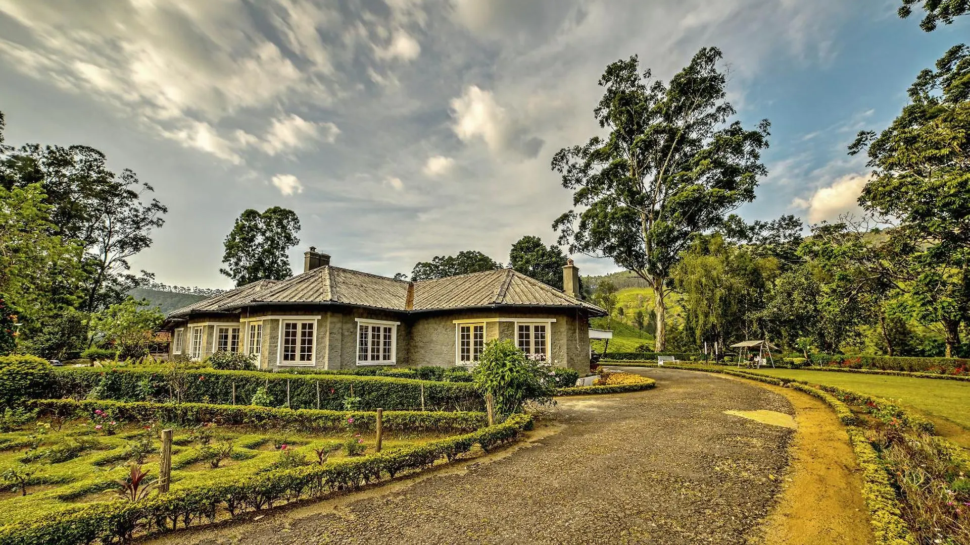 Homestay Lockhart Bungalow Munnar - A Cgh Earth Saha Experience