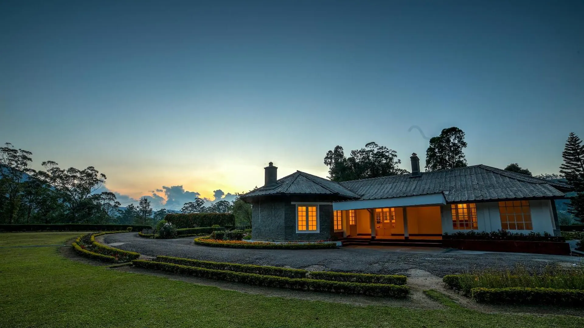 Lockhart Bungalow Munnar - A Cgh Earth Saha Experience Homestay